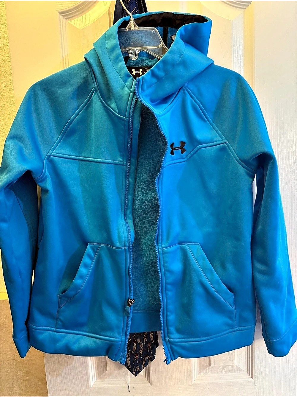 Under Armour ColdGear Infrared Blue youth XL Performance Jacket